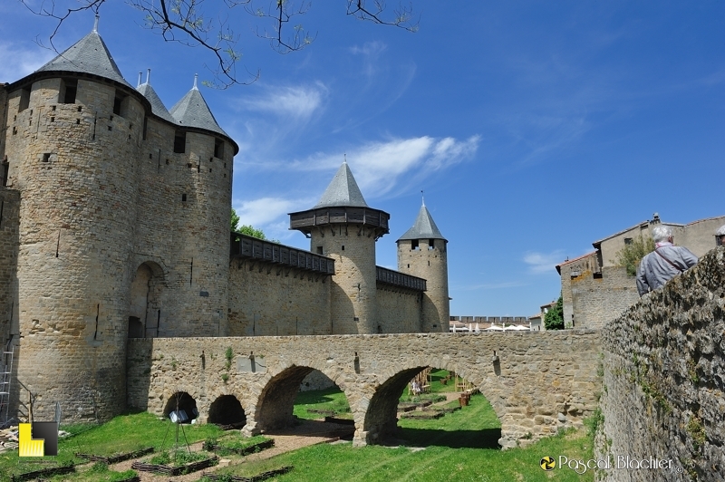Le château Comtal de la cité de Carcassonne photo pascal blachier au delà du cliché