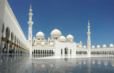 Famous Mosques In The UAE