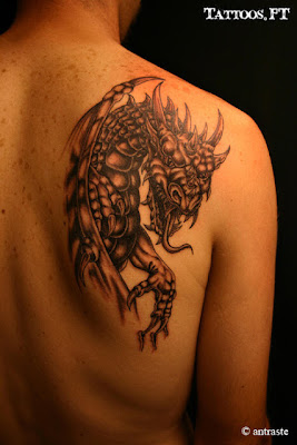 Tatuagens Dragao preto e branco