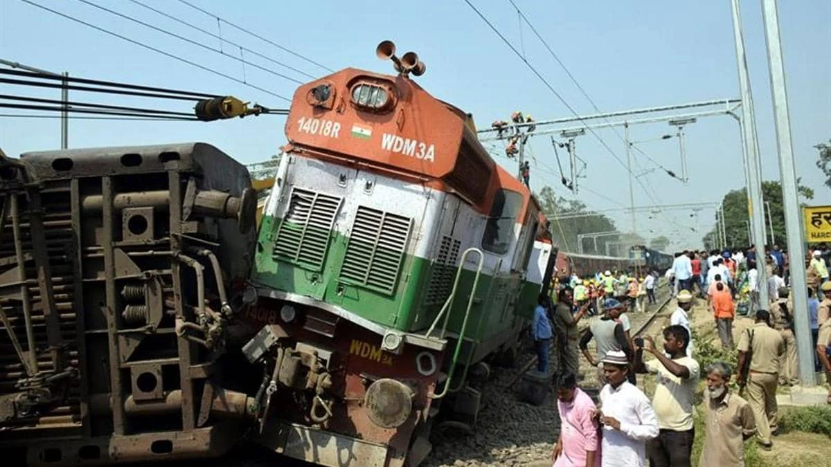 Choque de trenes en la India