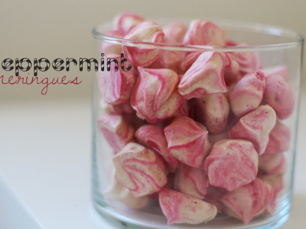 Photo-A-Day: 18 (Peppermint Meringues)