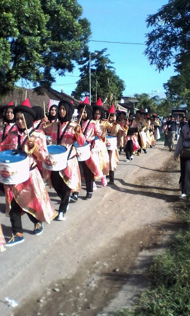 Kumpulan Foto Penampilan Drumblek dari Alta Percusion pada Haflah Akhirusanah Madin Mubtadiin Pabelan