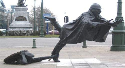 Cool statues around the world