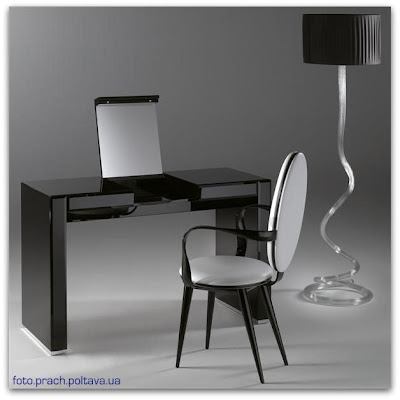 Туалетный столик для спальни модели Avantgarde Desk от фабрики Reflex Angelo.
