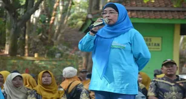 Pj Bupati Batang: Guru Harus Hindari Konflik Kepentingan Politik