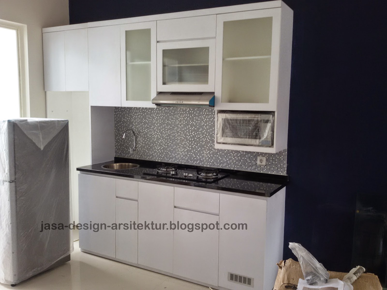 Kontraktor Interior Surabaya Sidoarjo Desain Kitchen Set Warna