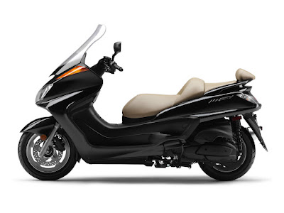 Yamaha_Majesty_2012_1280x960_Dark_Metallic_Gray_02