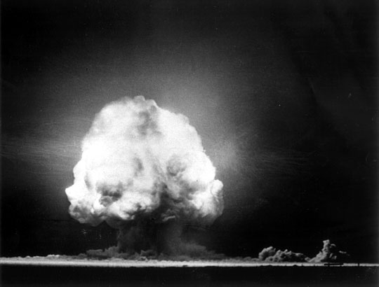 alamogordo atomic bomb. worlds first atomic bomb