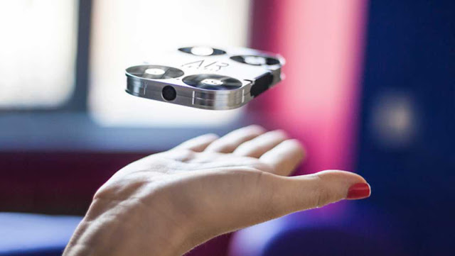 Empresa desenvolve minidrone para selfies