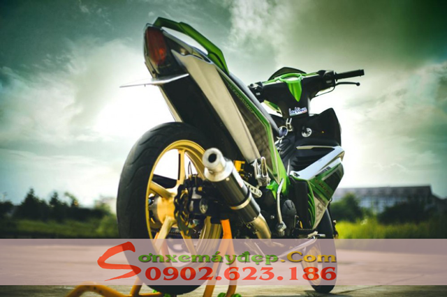 Sơn phối màu xe Exciter 135 màu xám xanh Z1000