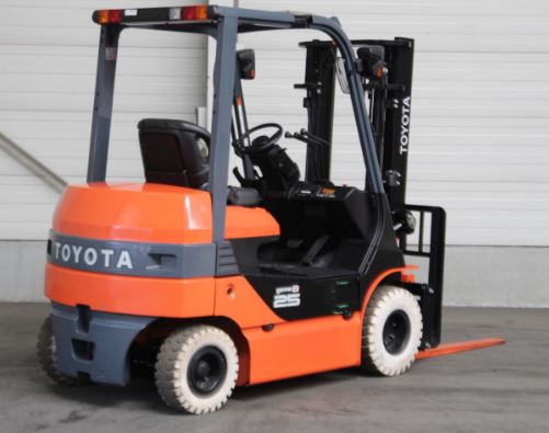 Xe nâng cũ bình acquy mới 0909648178