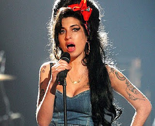 Amy Winehouse Dead Pics Images Amy Winehouse Kematian Amy Winehouse