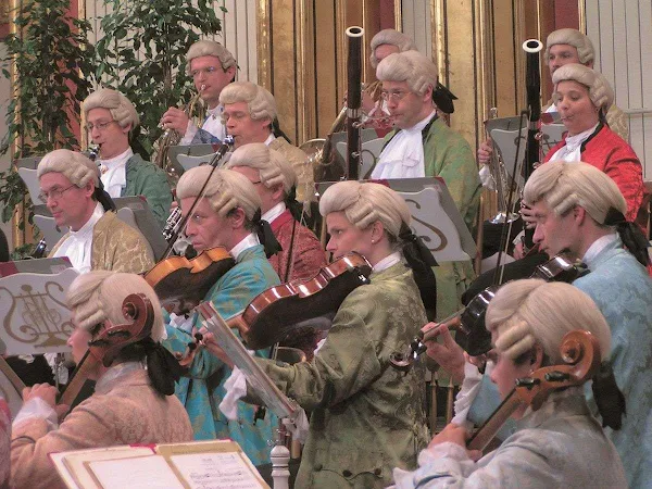 Μότσαρτ και Βιενέζικα Βαλς από την Vienna Mozart Orchestra, για πρώτη φορά στο Ηρώδειο