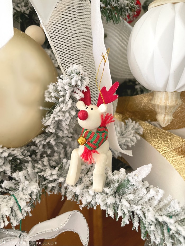 Reindeer ornament