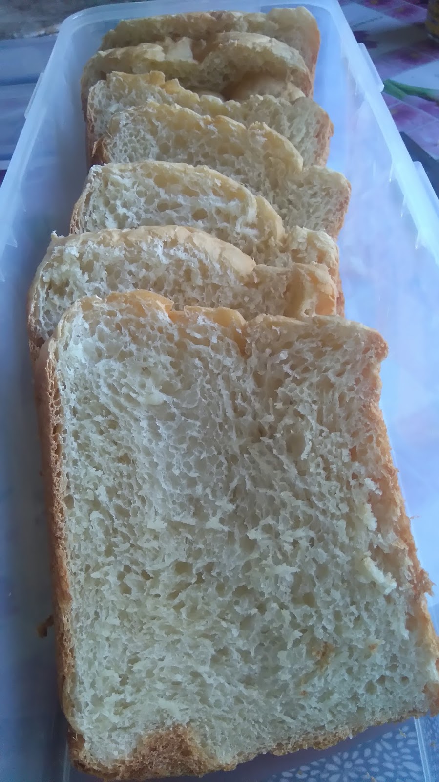 Matahati: Buat Roti Pakai Bread Maker