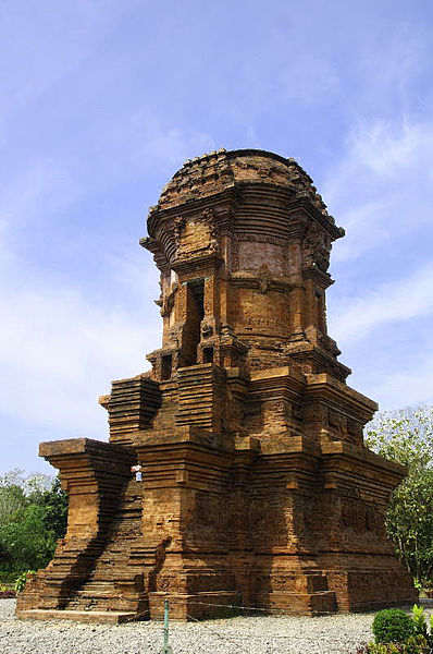 temple in Majapahit