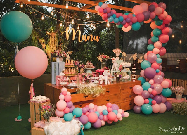 Ideias para uma decoração de festa no tema unicórnio