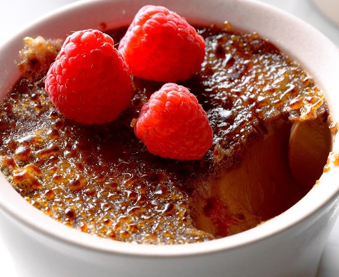 How to Make Chocolate and Raspberry Brulee : The Ultimate Valentine's Day Dessert