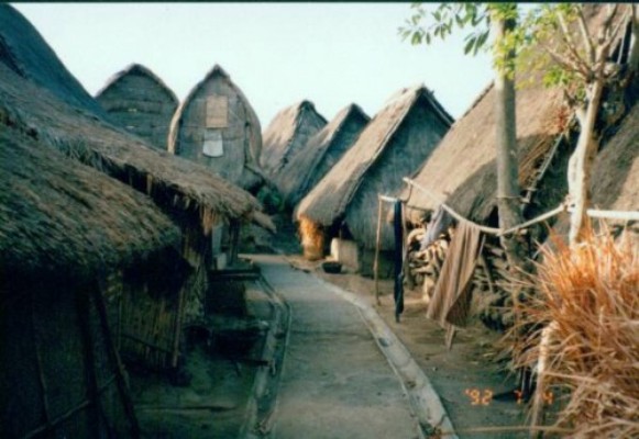 Sade Traditional Sasak Village  Tourist Information