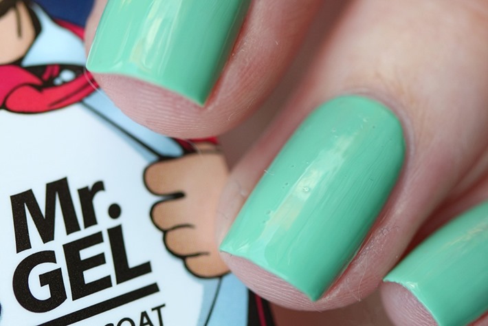 Beyu-Mr-Gel-Top-Coat-Review-4