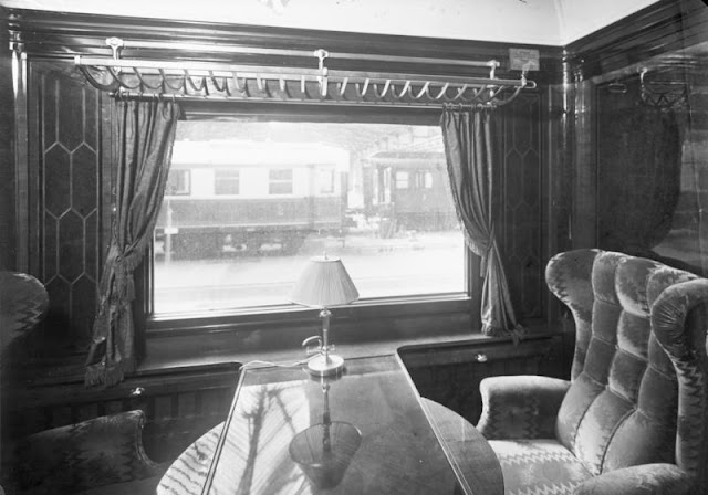 HISTORY - RHEINGOLD the German luxury day express train 