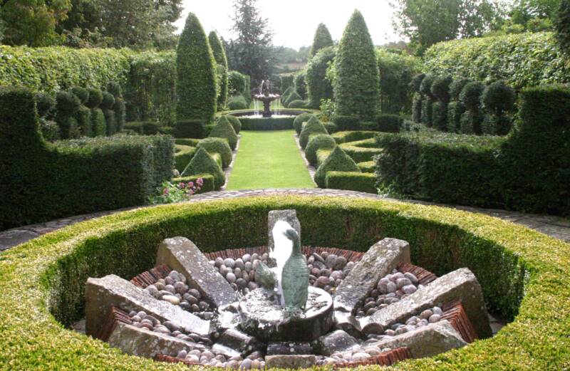 Royal Garden Design Ideas, Garden house design, garden design, heaven garden, gardening design, garde house landscaping