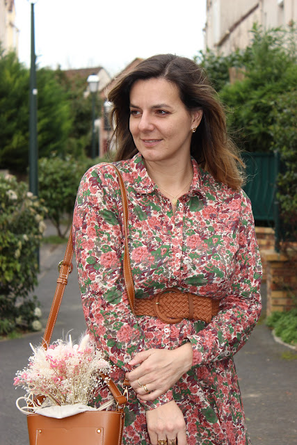 fleurs séchées flowrette, sandales minelli, robe sézane, look du jour, les petites bulles de ma vie