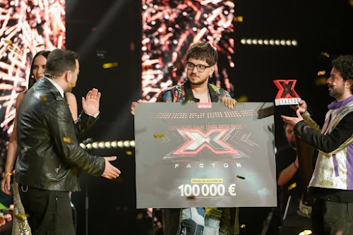 Cine a câștigat premiul de 100.000 euro și trofeul X Factor 2025?