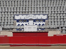 tribuna d'onore alla plaza de toros monumental