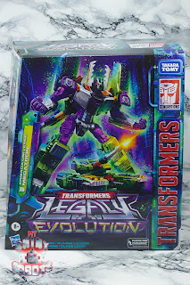 Transformers Legacy Armada Megatron Box 01