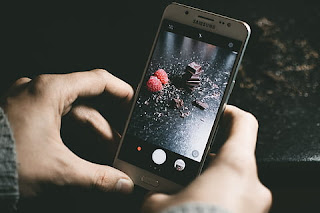 How to use mobile phones in correct way