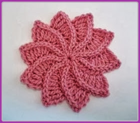 Flor de Crochê espiral com gráfico