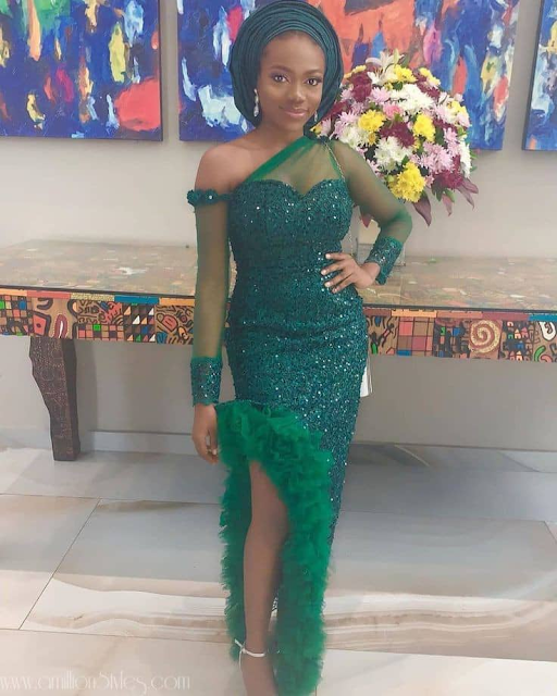 Off-Shoulder Aso Ebi: Lace Gown Styles.