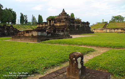 candi sambisari jogja