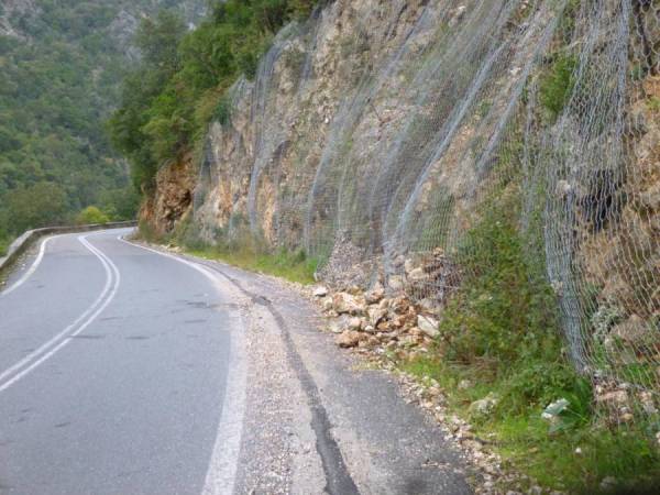 Αναγνωριστική γεωλογική μελέτη για τις κατολισθήσεις το δρόμο του Ταϋγέτου