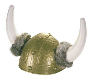 helm perang