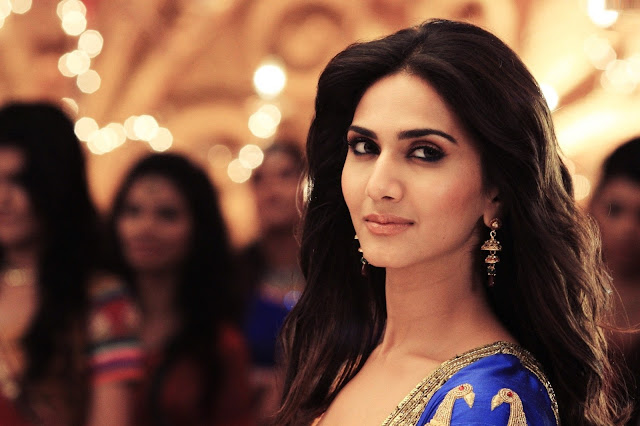 Vaani Kapoor Wallpapers Free Download