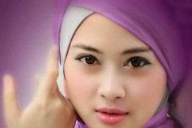 http://anak-berbagi.blogspot.com/2014/04/cewek-cantik-kumpulan-foto-cewek-cantik.html