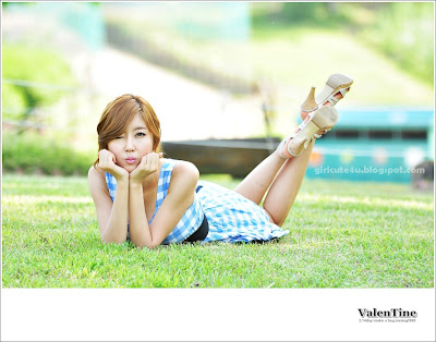 3 Choi Byeol Yee-Check Pattern Dress-very cute asian girl-girlcute4u.blogspot.com