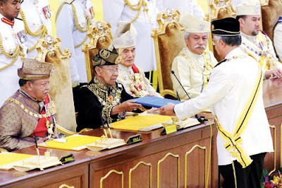 Tuanku Abdul Halim angkat sumpah sebagai Yang di-Pertuan 