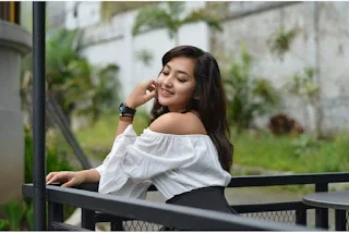 Koleksi Foto Cewek cantik asal Bandung