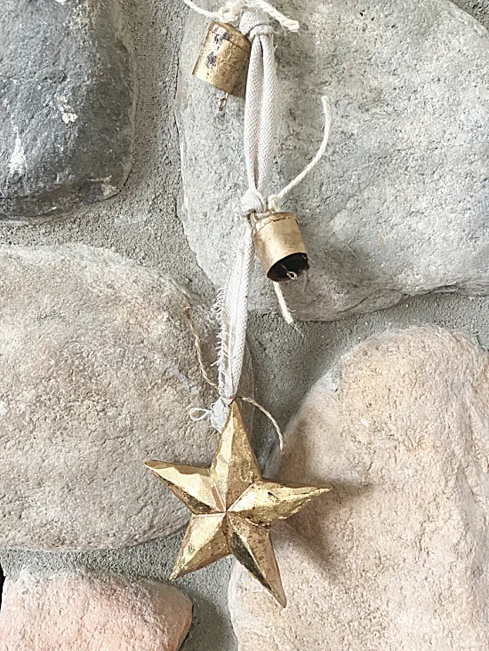 garland with brass star