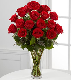 The FTD Long Stem Red Rose Bouquet