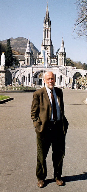 Dr. Patrick Theillier, diretor do Bureau Médico  de Lourdes desde 1998 até 2009