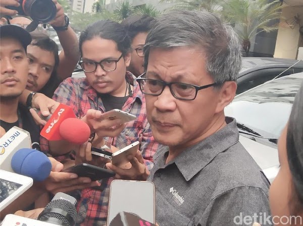 Rocky Gerung kepada Henry Subiakto: Ternyata Guru Besar dengan Otaknya Kecil