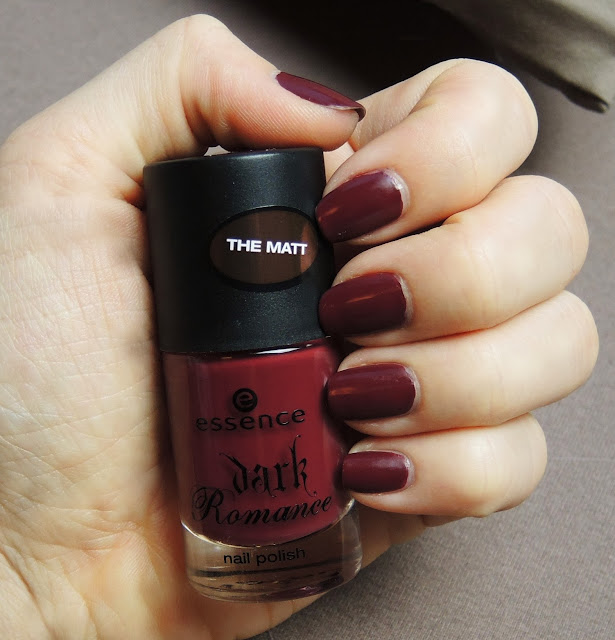 Essence Dark Romance - Red Romance