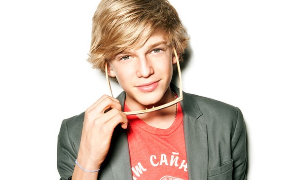 Cody Simpson Hairstyle and Fashion for Young Man