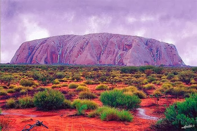 Uluru Waterfalls In Australia Images