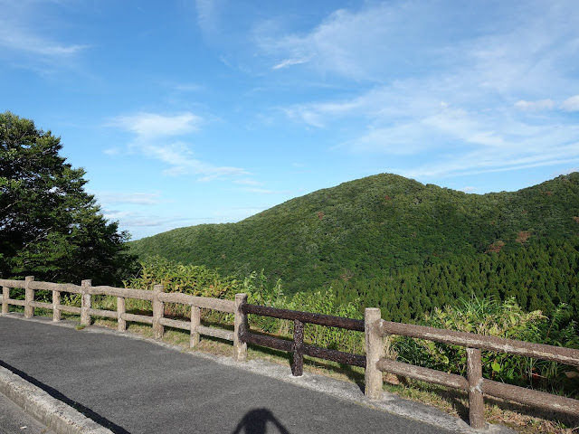 鍵掛峠から見た周りの風景