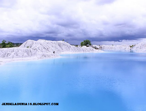 [http://FindWisata.blogspot.com] Danau Kaolin, Objek Wisata Danau Bersalju Ala Indonesia